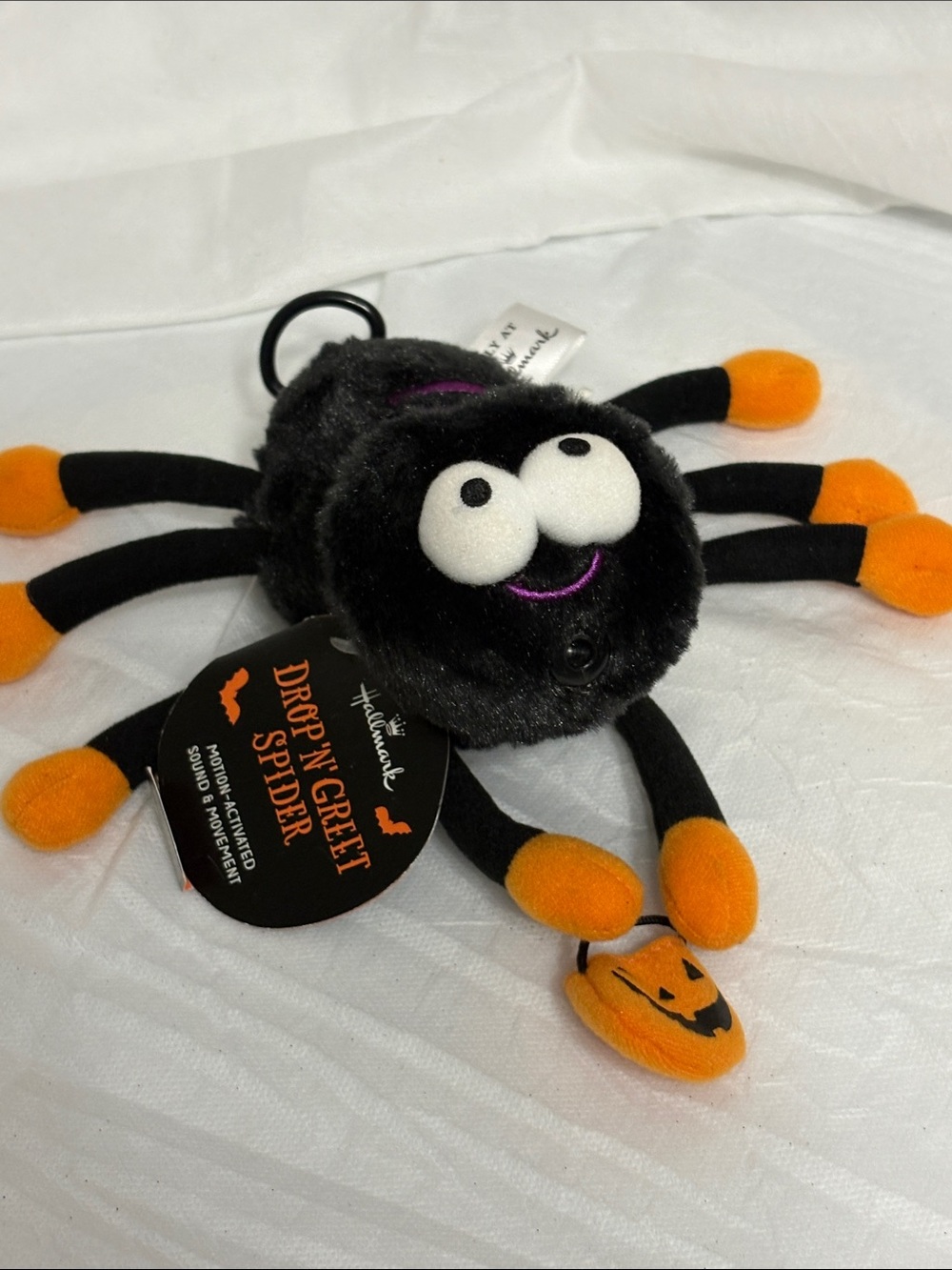 Hallmark Drop 'N' Greet Motion Activated Halloween Spider